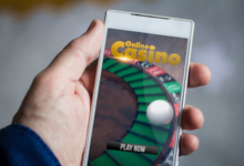The Pros and Cons of Mobile Casinos